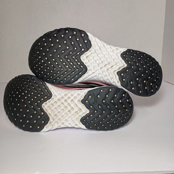 Nike Womens Legend React AA1626-601 Pink Black Running Shoes Sneakers Size 6.5 - Picture 7 of 16